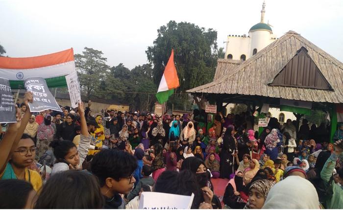 Women of Park Circus start sit-in like women of Shaheen Bagh against CAA and NRC