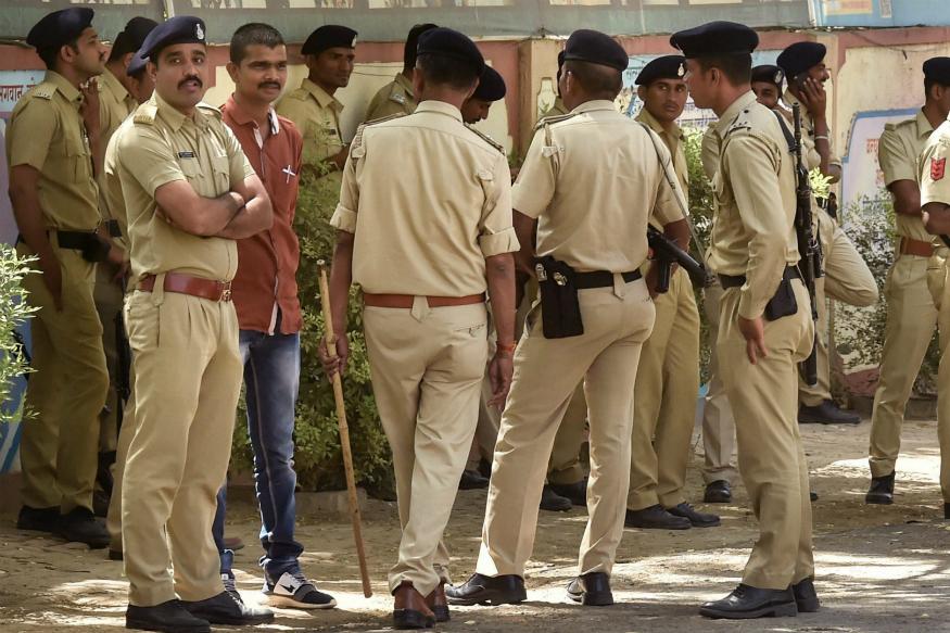 CAA-NRC Protests: 3 Cops Suspended for Serving Notice on Dead Man in Firozabad