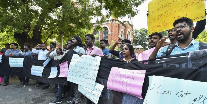Students of Madras University protest against Sunday's violence at JNU