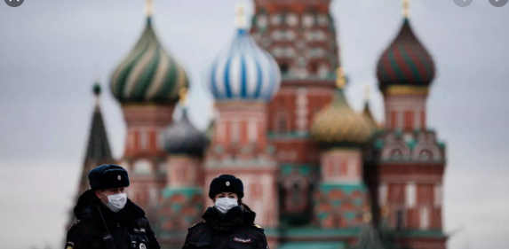 Moscow Goes into Lockdown After People Fail to Heed Self-Isolation Call