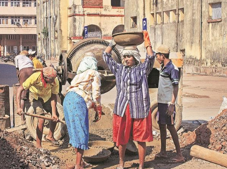 COVID-19 Lockdown: Industrial Units Allowed to Reopen Struggle with Labour, Transport and Permissions in Maharashtra
