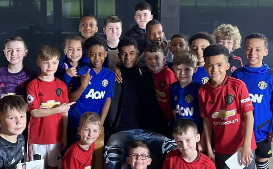 Marcus Rashford contributes to charity too feed poor children