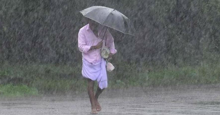 Monsoon hits Kerala