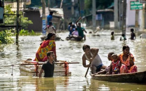 Bihar Floods: Thousands Flee Homes, Shift to High Rise Embankments, NHs After Villages Inundated