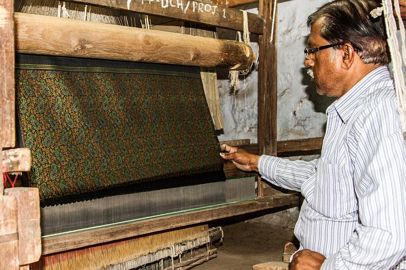 Business of Aurangabad’s Himroo Weavers Hangs by a String After Lockdown