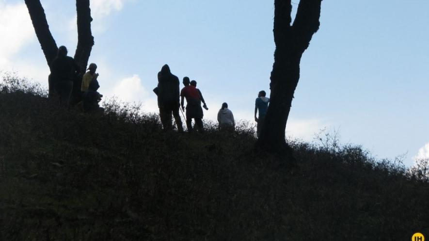 In Goa, Students Trek Daily to Hilltop to Access Internet for Online Classes