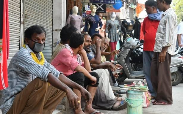 No Govt Aid, No Work: Maharashtra’s Unorganised Labourers Struggle for Survival