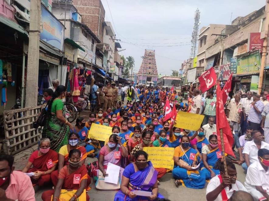 Anganwadi workers and Helpers join strike in Tamil Nadu 