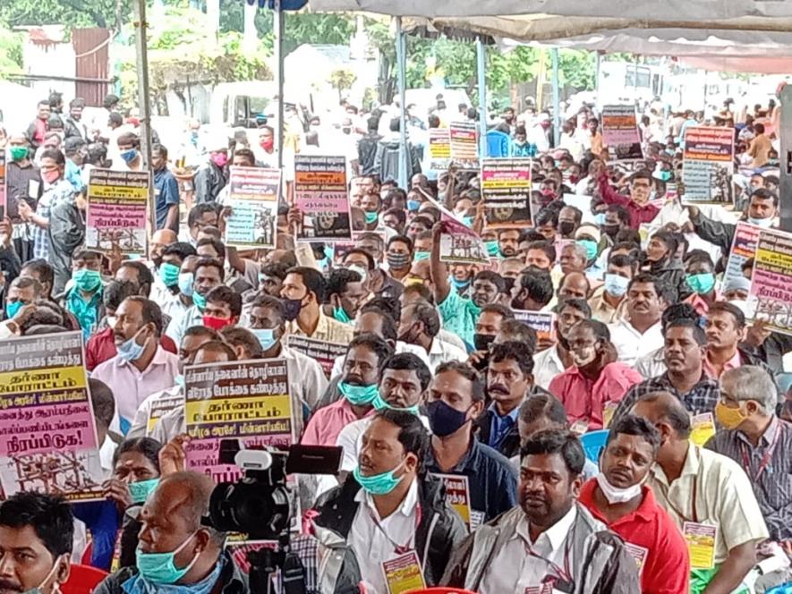 TN electricity employees protest against privatisation