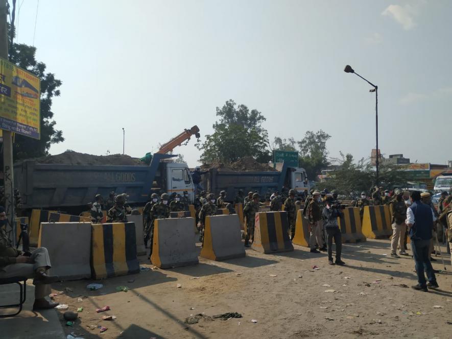 Security forces at the Delhi-Haryana border