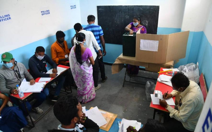 TRS Leads in Hyderabad Civic Polls, Though BJP Makes Gains