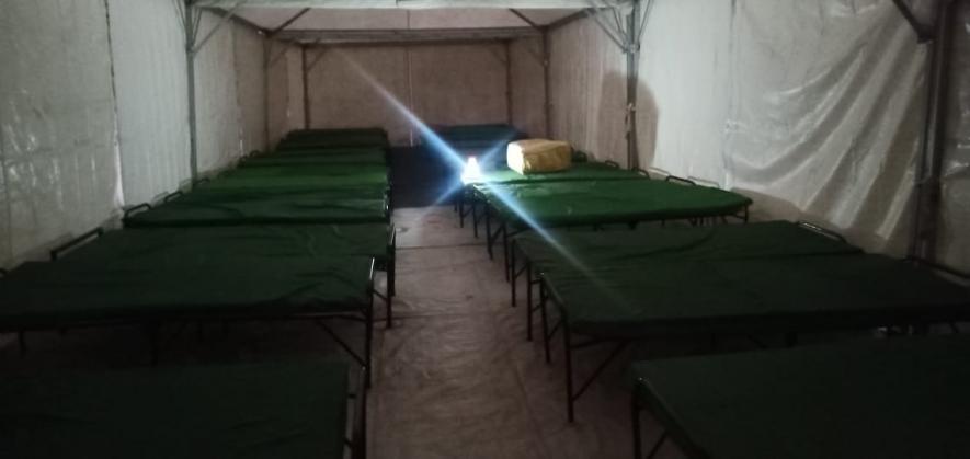 Nehru Place shelter, limited beds but occupants over 100