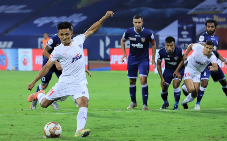 Sunil Chhetri scores against Chennaiyin FC