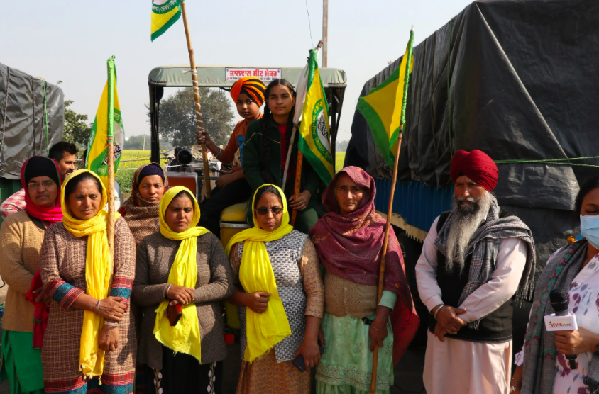 Tikri border women Bhasha