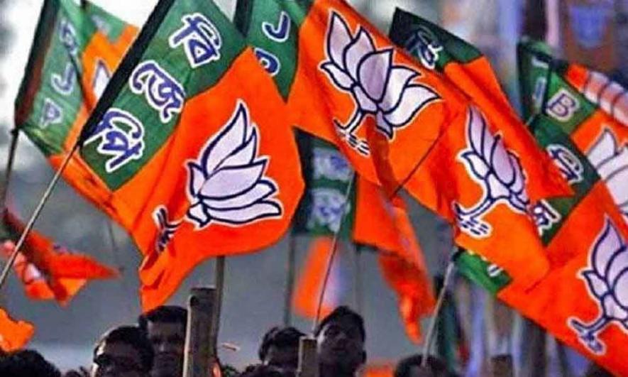 Bengal: Local Women Gherao 2 BJP MPs in Jhargram; Demand Modi’s Promise of Piped Water