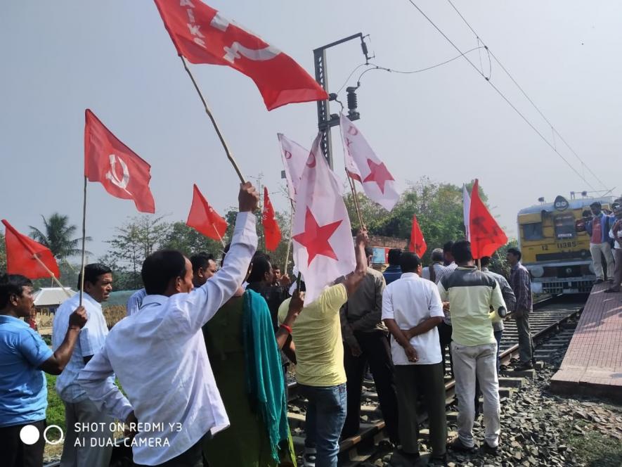 Farmers Protest: Rail Roko (West Bengal)