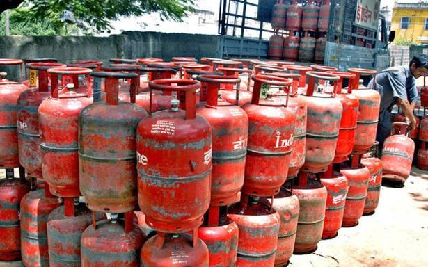 LPG subsidy down to Rs 16 from Rs 300