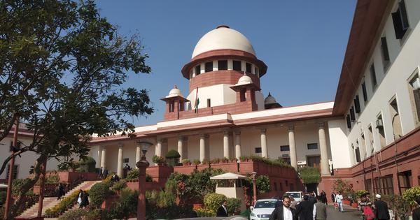 COVID-19: SC Warns of Contempt Charges Against States, Officials Restricting SOS Calls on Social Media