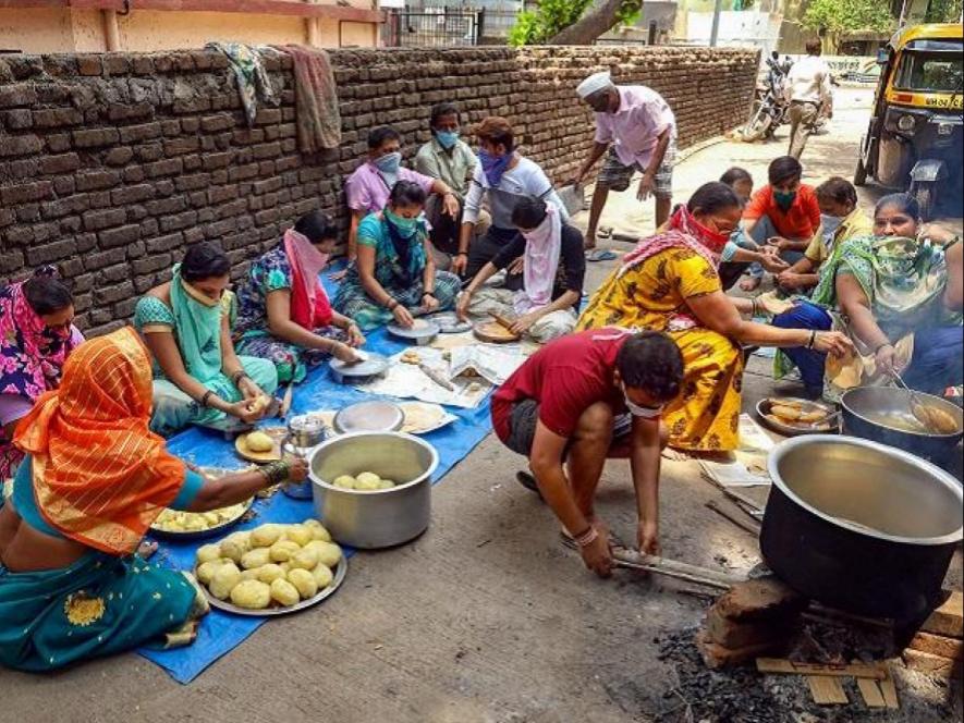 Maharashtra: In Aurangabad, Women Cooks Stare at Bleak Future Due to COVID-19 Curbs