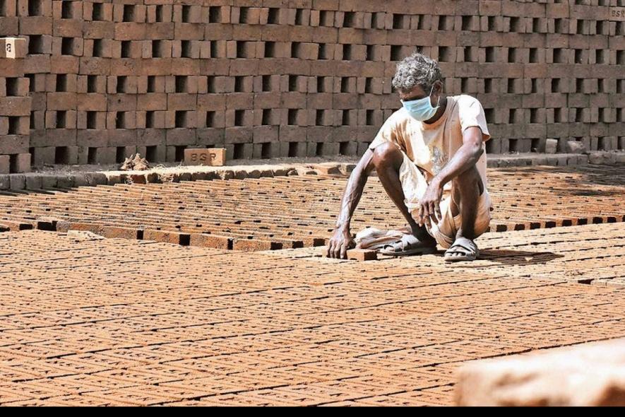 Maharashtra: Neglected Brick Kiln Workers Struggle Amid the Second Lockdown this Year