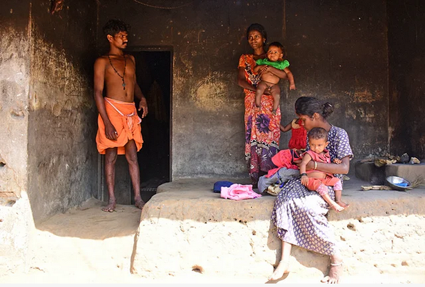 Forest dwelling tribals in Tamil Nadu. Image courtesy: Vikatan