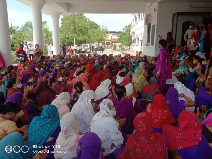 MP: Behind the ASHA Workers' Fight for Regular Salaries and Recognition as Permanent Workers 