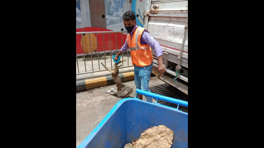 Sanitation workers in Mumbai