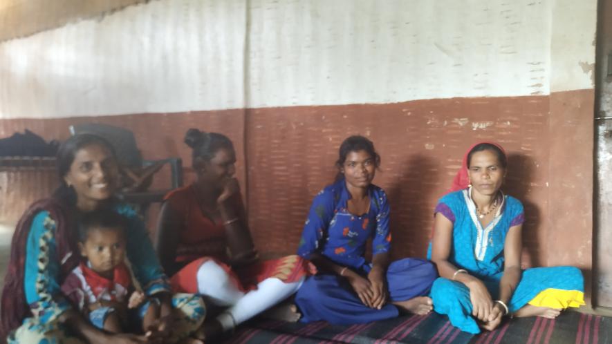 Tribal women workers of Dang (from L to R) Bharti Pawar (22), Jyotsna Pawar (20), Mongla Pawar (18), Bibiben (40)