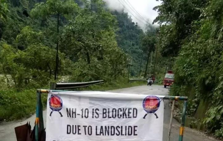 Arterial Road Link Between Bengal and Sikkim Snapped as Rain Pounds two States