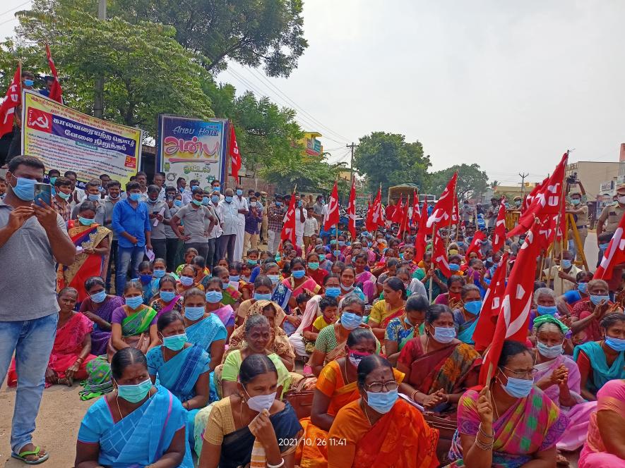 Solidarity protest by other Hatsun plant workers. PIC courtesy: Karthik Raja