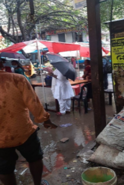 A temporary monsoon camp on the roadside in Chennai. 