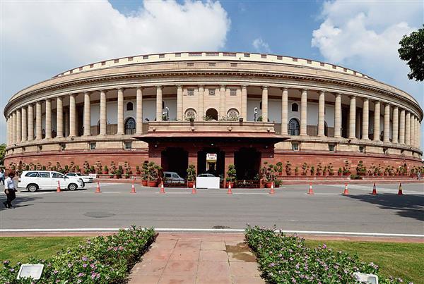 Lok Sabha Sees Hi-Speed Intro, Passage of Farm Laws Repeal Bill; No Debate, No Apologies