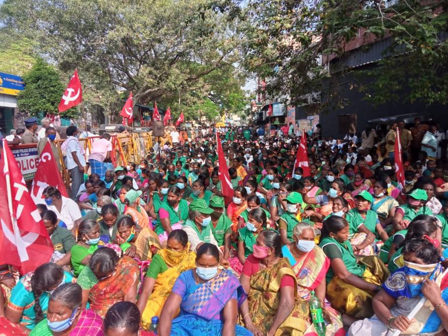 A large number of sanitation workers took part in the protest demanding better wages and a pension of Rs 5,000 (Courtesy: A G Santhanam)A large number of sanitation workers took part in the protest demanding better wages and a pension of Rs 5,000 (Courtesy: A G Santhanam)