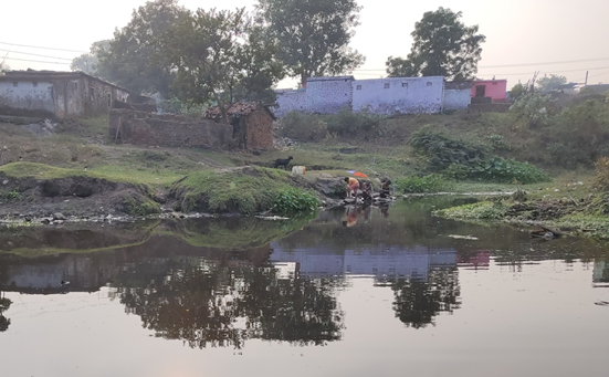 Villagers using pond water in Hameed Nagar