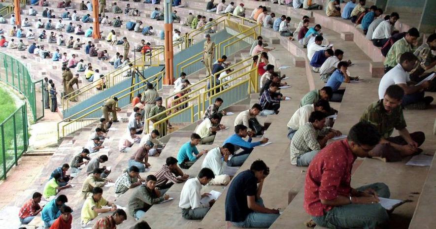 Job Aspirants in UP are in a Downward Spiral With No Recovery in Sight