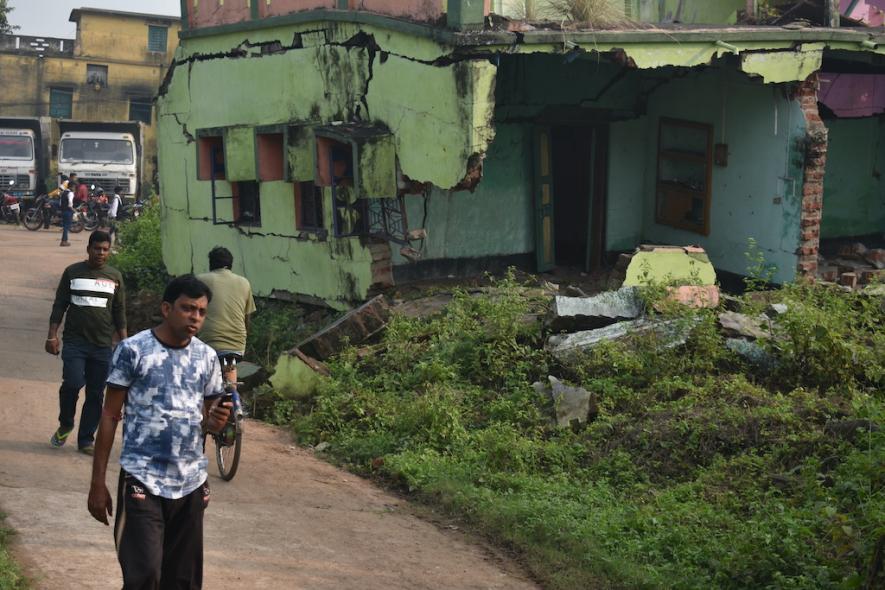 All that remains of the dilapidated house of Tapan Pal in Harishpur village of Paschim Bardhaman following an incident of earth subsidence in July 2002 1