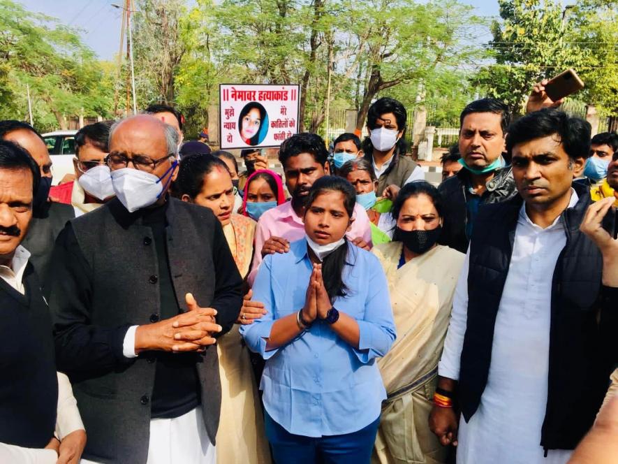 Bharti with Digvijay Singh outside Raj Bhawan on January 11.