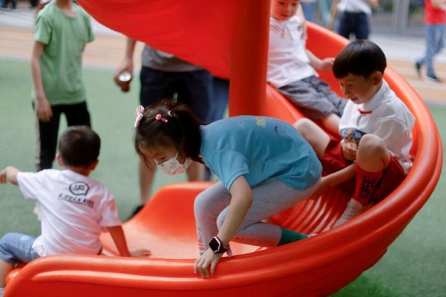 China's Birth Rate Dips Again; Population Grows by Less than Half-a-Million in 2021