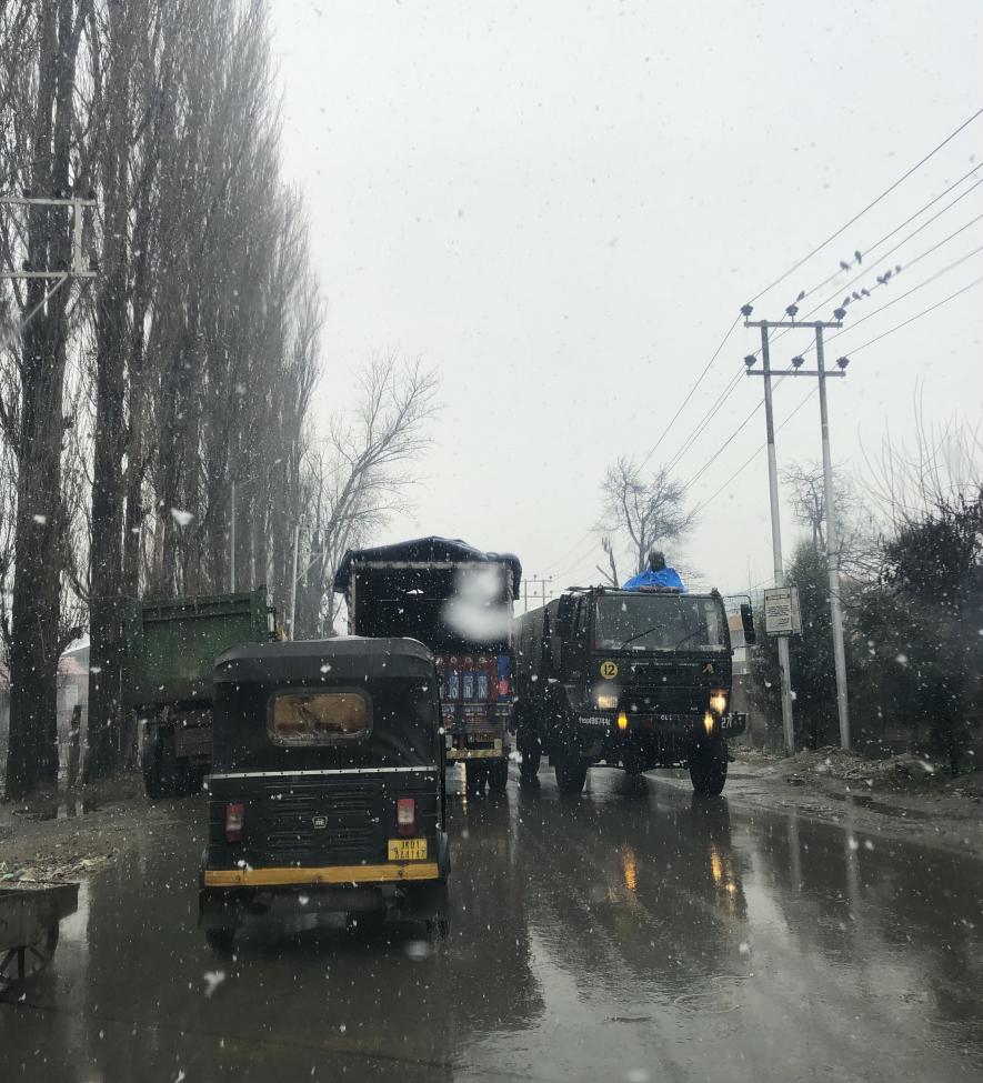 Kashmir: Normal Life Disrupted For Second Day Due to Inclement Weather