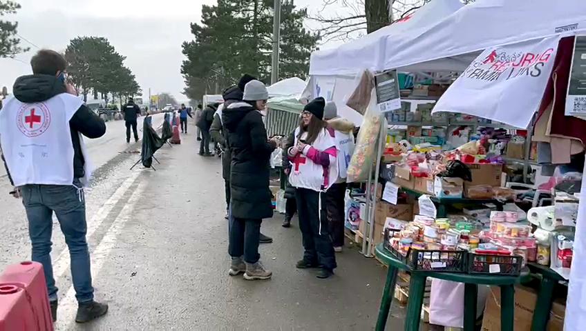Romania, Mar 04 (ANI): Food and other essentials are set up for the Ukrainian refugees and stranded foreign nationals who crossed the Ukrainian border, amid the war between Ukraine and Russia, at Siret Border, at the Romania-Ukraine border on Friday.