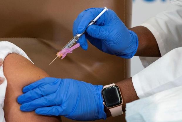 Govt Slammed for‘Arbitrary Decision-making’on Using Corbevax to Vaccinate Children 