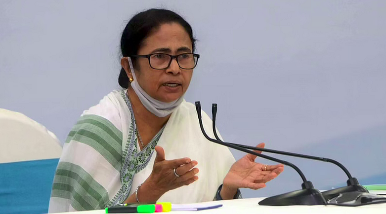 Mamata and TMC in a Tight Spot With Rising Violence and Court Handing Most Cases to CBI