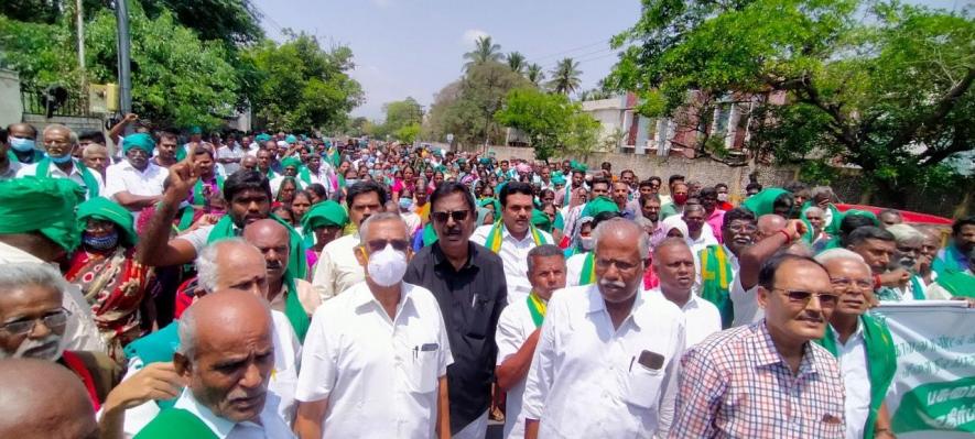 PR Natarajan, MP leading the protest against acquisition of fertile farm lands for road widening and laying of bypass road