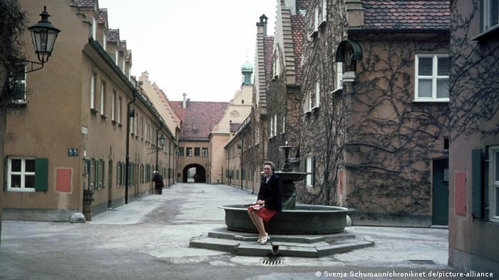 The Fuggerei in 1973: For centuries the estate has retained its village feel 