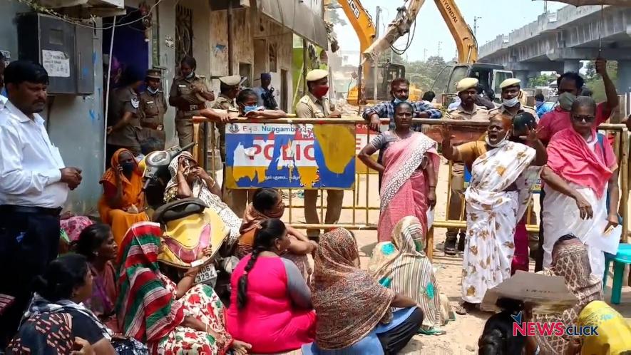 Image - Residents of Govindasamy Nagar protest against the eviction