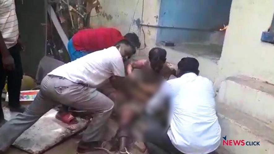 Snippet of a video in which people are trying to save Kannaiyan