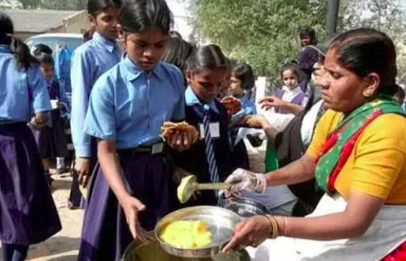 UP: Mid-Day Meal Workers Not Paid For 8 Months, Say Work Conditions Like ‘Bonded Labour’