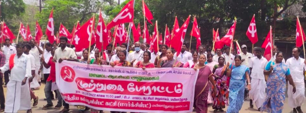 Farmers protest sand mining in Cauvery basin. Image courtesy: P Shanmugam