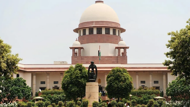 Gyanvapi Mosque: SC Directs Varanasi DM to Protect Area Where Survey Found ‘Shivling’; Muslims can Continue Namaz