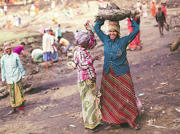 WB: NREGA Work Comes to Standstill as Centre Delays Sanctioning of Labour Budget